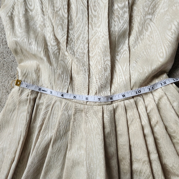 Vintage 50s 60s Sleeveless Gold Brocade Dress Size XS-S Modsquad Mid-century - Picture 12 of 14